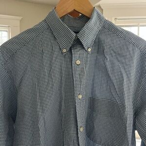 Banana Republic Men's Button Down Shirt, Medium